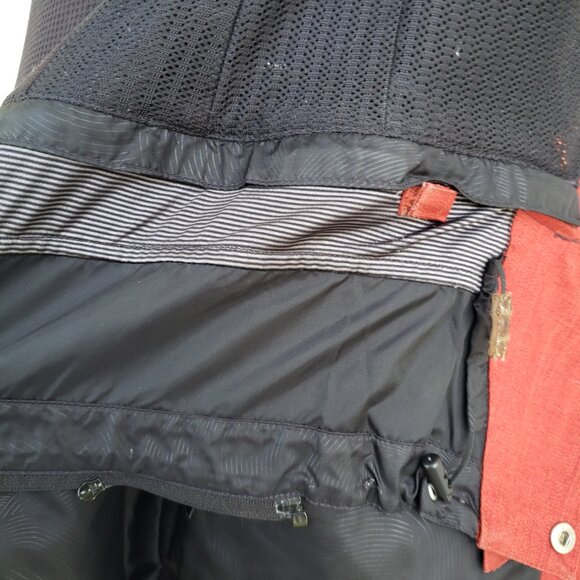 Holden Women's M hooded snowboard jacket in burnt orange / rust color - Picture 12 of 15